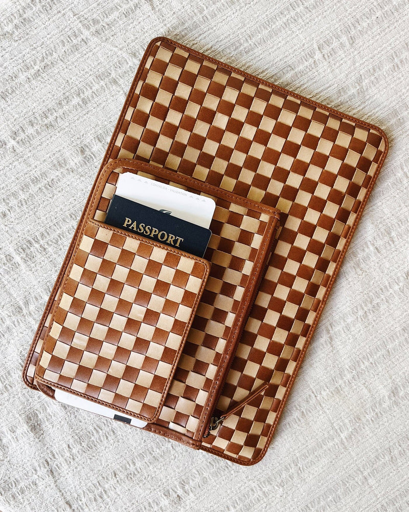 Este Passport Holder-Accessories-Uniquities