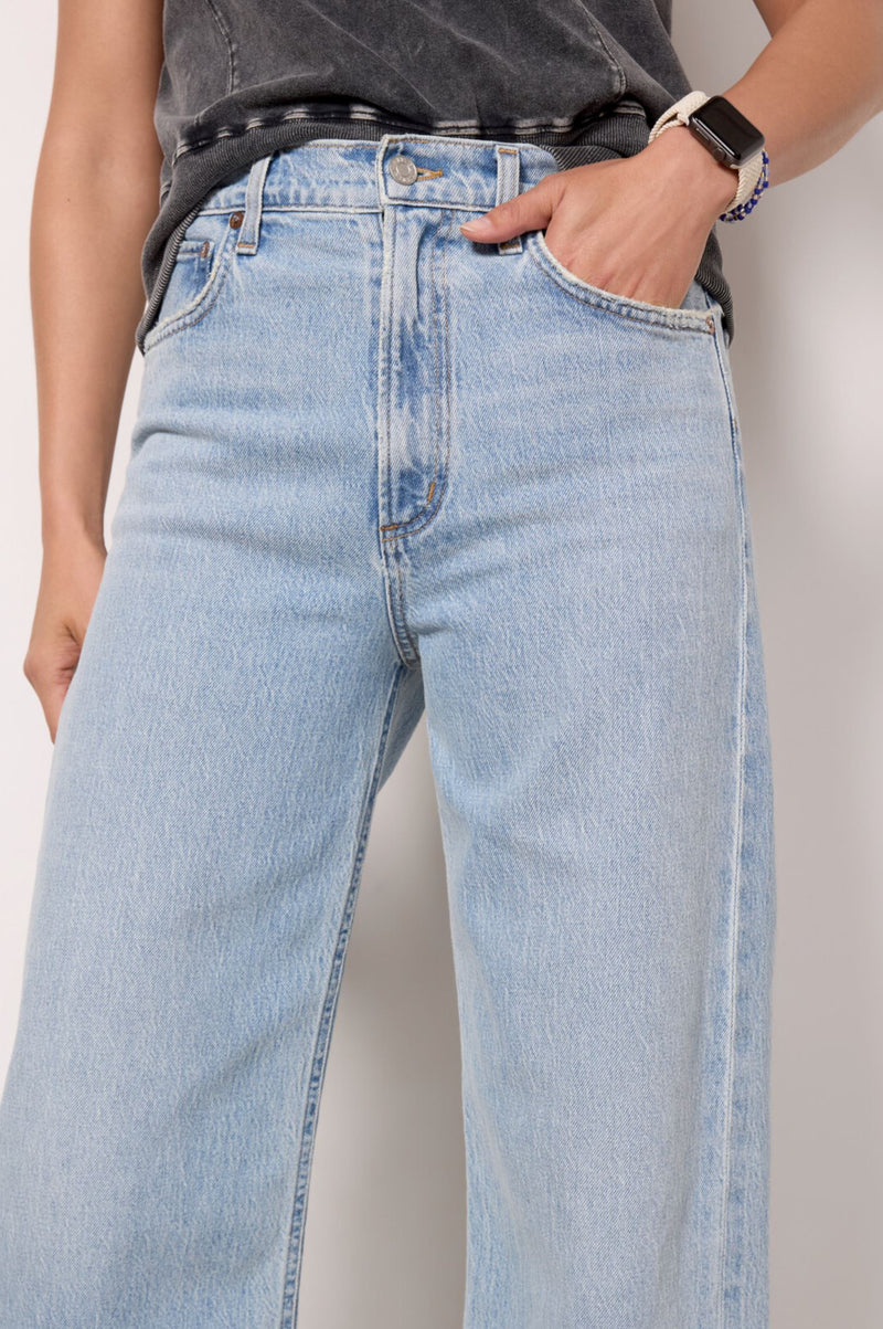 Ren Jeans in Groove-Denim-Uniquities