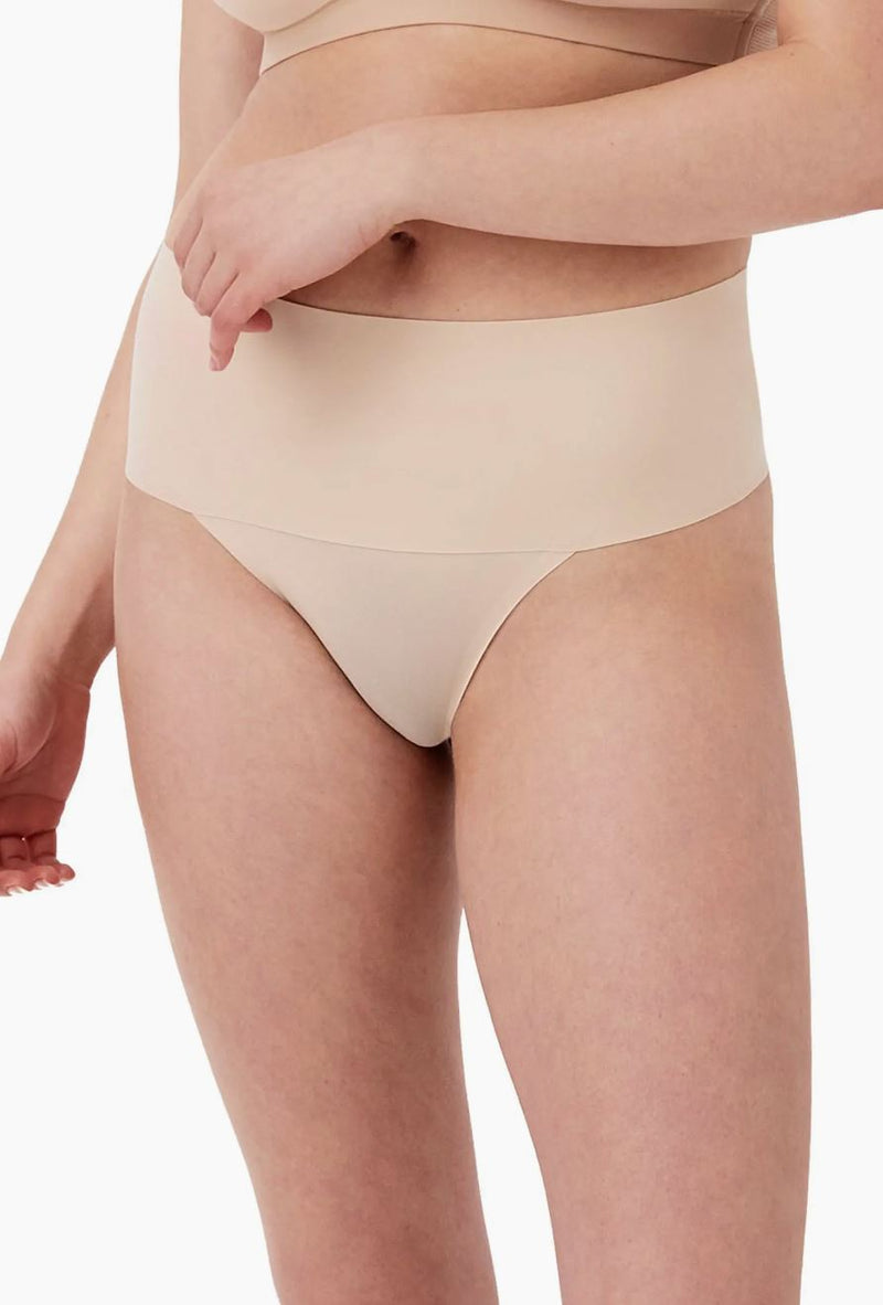 Undie-tectable Thong-Intimates-Uniquities