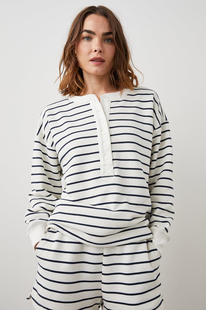 Joan Sweatshirt-Lounge-Uniquities